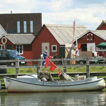 Hyggeligt Lille Byhus Lige Mellem Havnen Og Bytorv 灵克宾 外观 照片